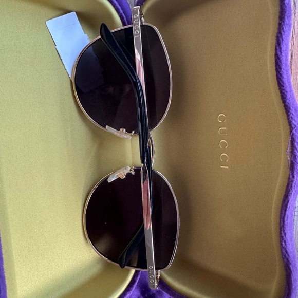 Gucci golden black sunglasses - Picture 2 of 8